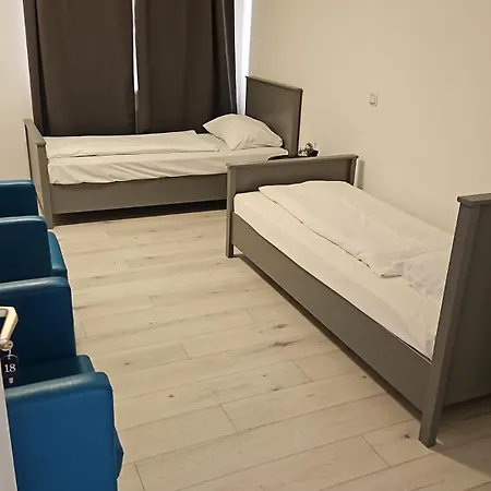 Hotel Art Rock Airport *