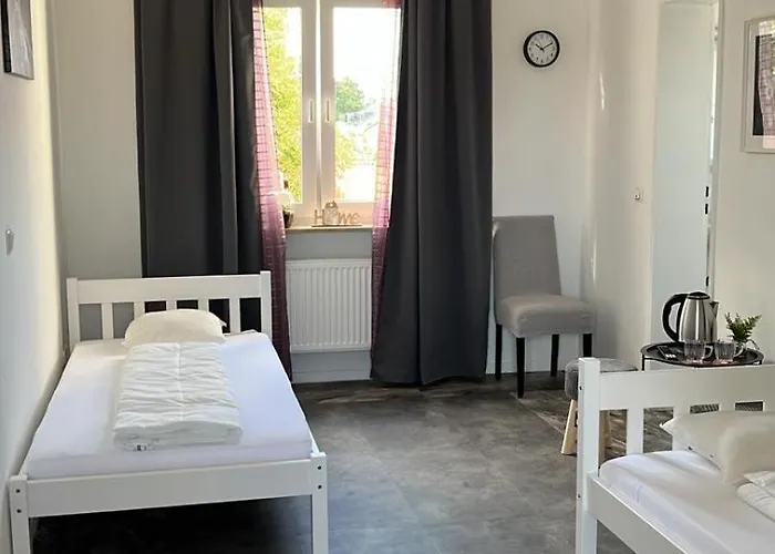 Art Rock Airport Отель *