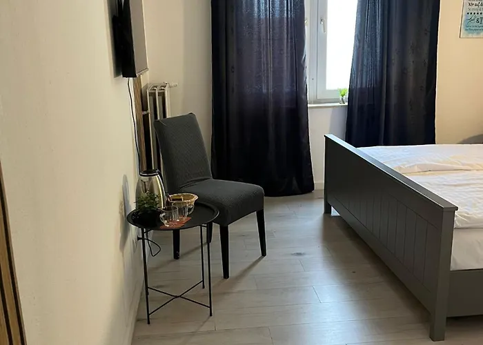 Отель Art Rock Airport